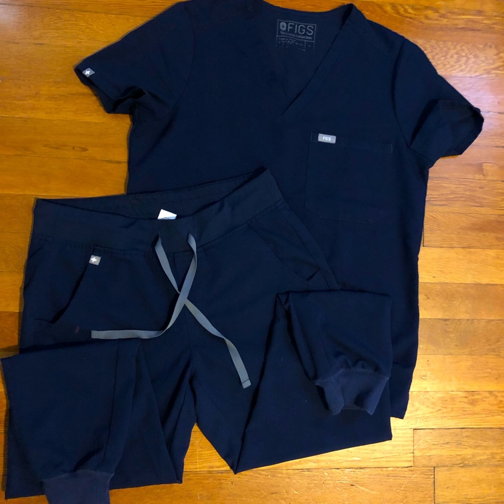 FIGS Navy Blue: S Catarina Top & S/P Zamora Jogger Pants